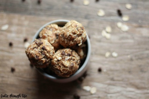 no bake banana bread energy bites